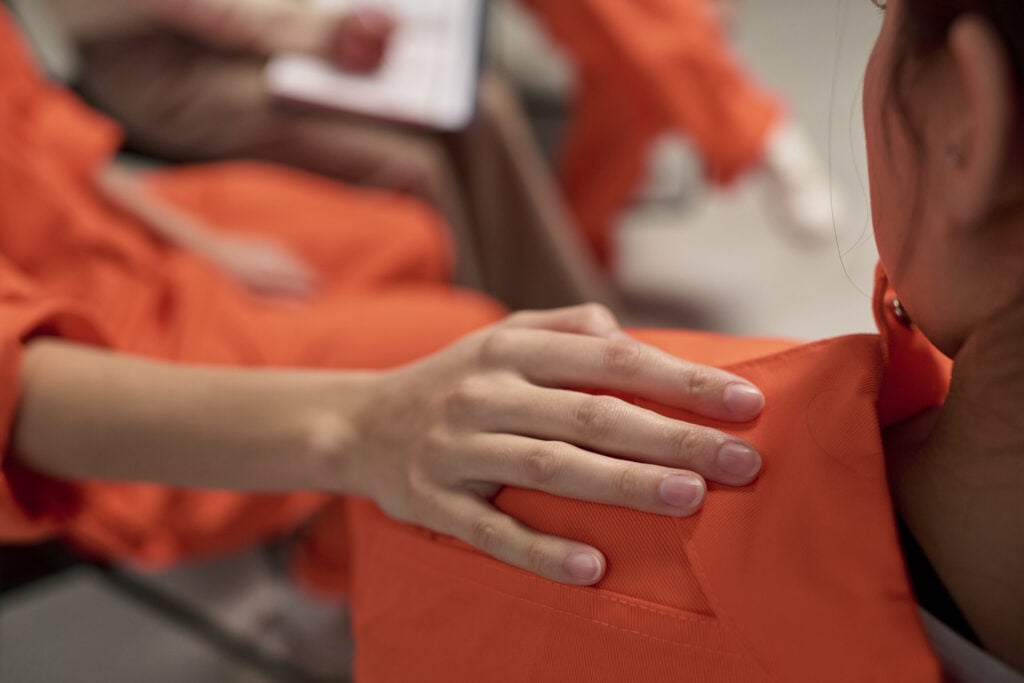 One inmate identifies another who suffered sexual abuse.